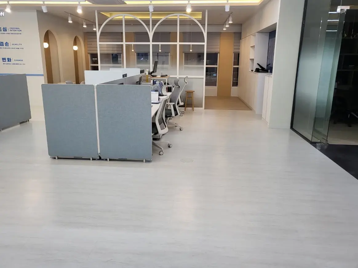 창원시 진해구 가주동 사업장 복도·대기 동선 야간 위생청소 사례 - 행진크린