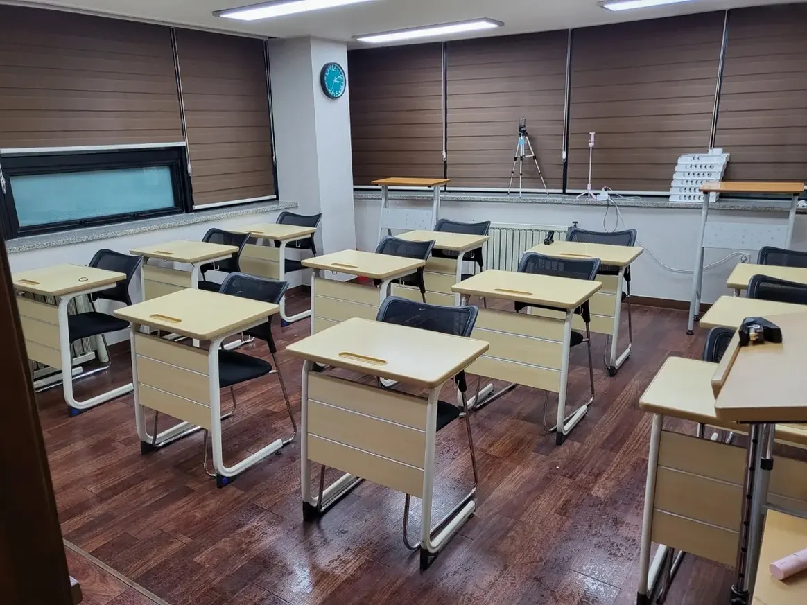 창원시 진해구 석동 스터디룸 커피머신 프린터실 위생청소 사례 - 행진크린