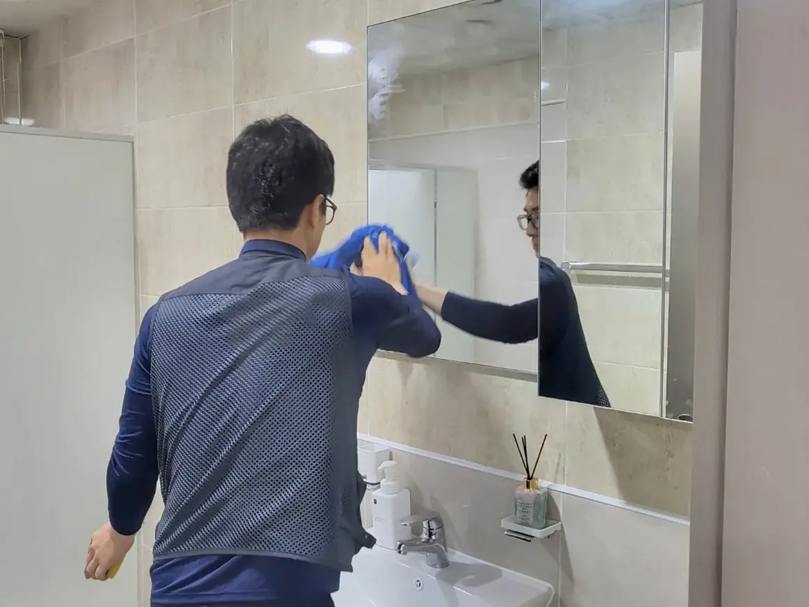 창원시 진해구 석동 사무실 집기 창고 위생청소 사례 - 행진크린