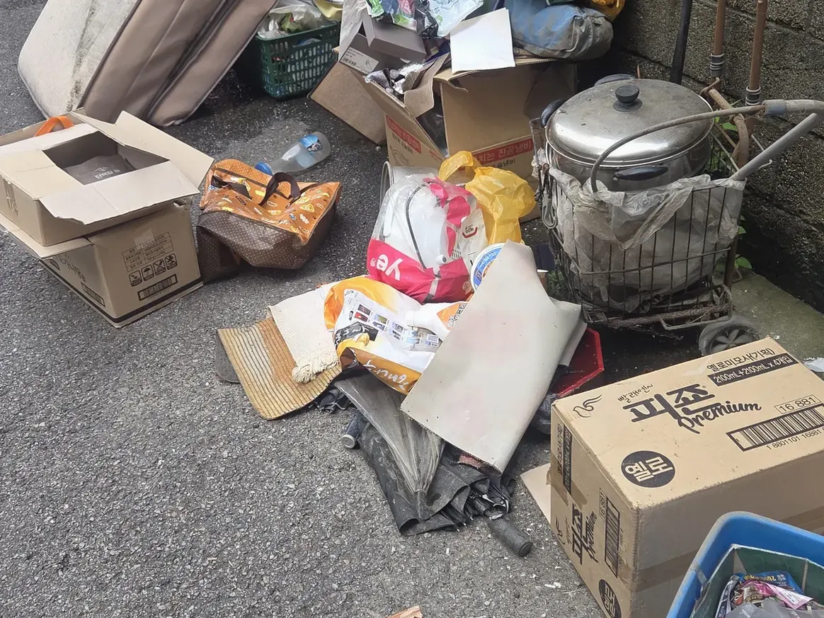양산시 중부동 침수 현장 화장실 세면대 살균 위생청소 사례 - 행진크린